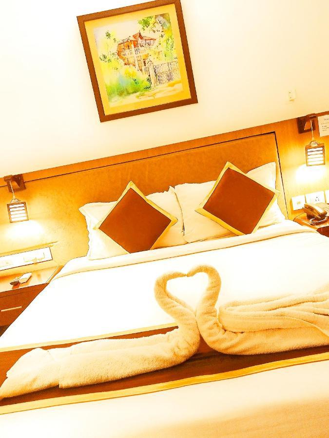 Hotel De Grand 科泽科德 外观 照片