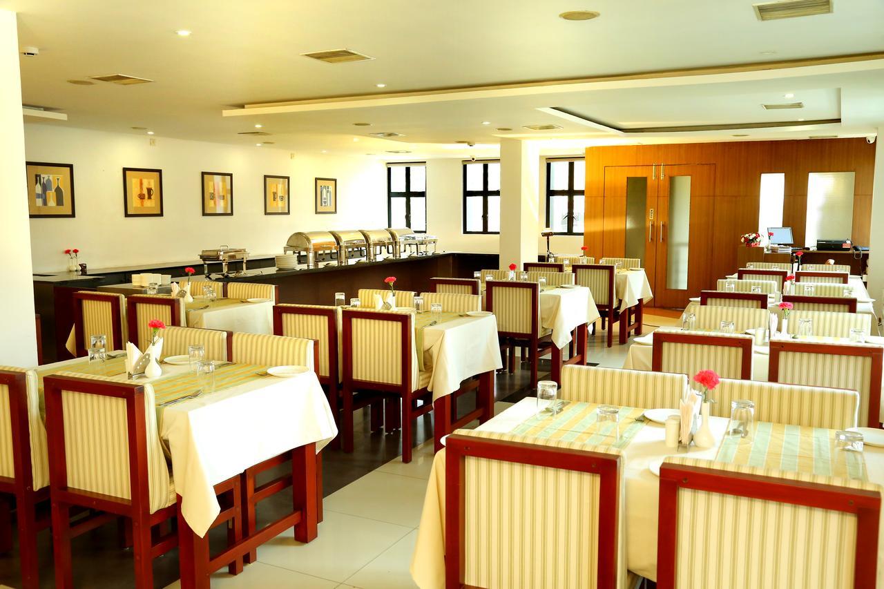 Hotel De Grand 科泽科德 外观 照片